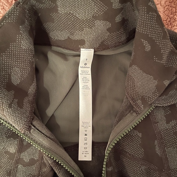 Lululemon camo define jacket - Picture 5 of 7